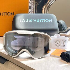 Louis Vuitton Ski Goggles with Monogram